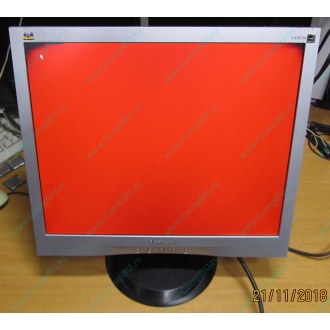 Монитор 19" ViewSonic VA903 с дефектом изображения (битые пиксели по углам) - Северск.